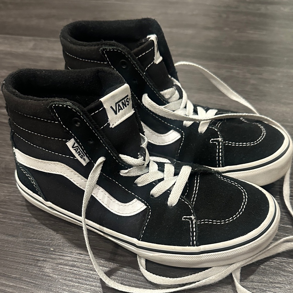 Vans Kids Black and White High-Tops